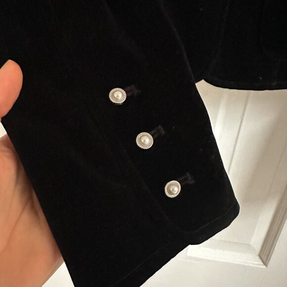 NWT Born on Fifth x Antonio Melani Constance Black Velvet Cropped Jacket Sz 10 - Picture 6 of 6